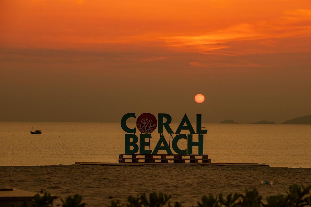 The Empyrean Cam Ranh Beach Resort 外观 照片