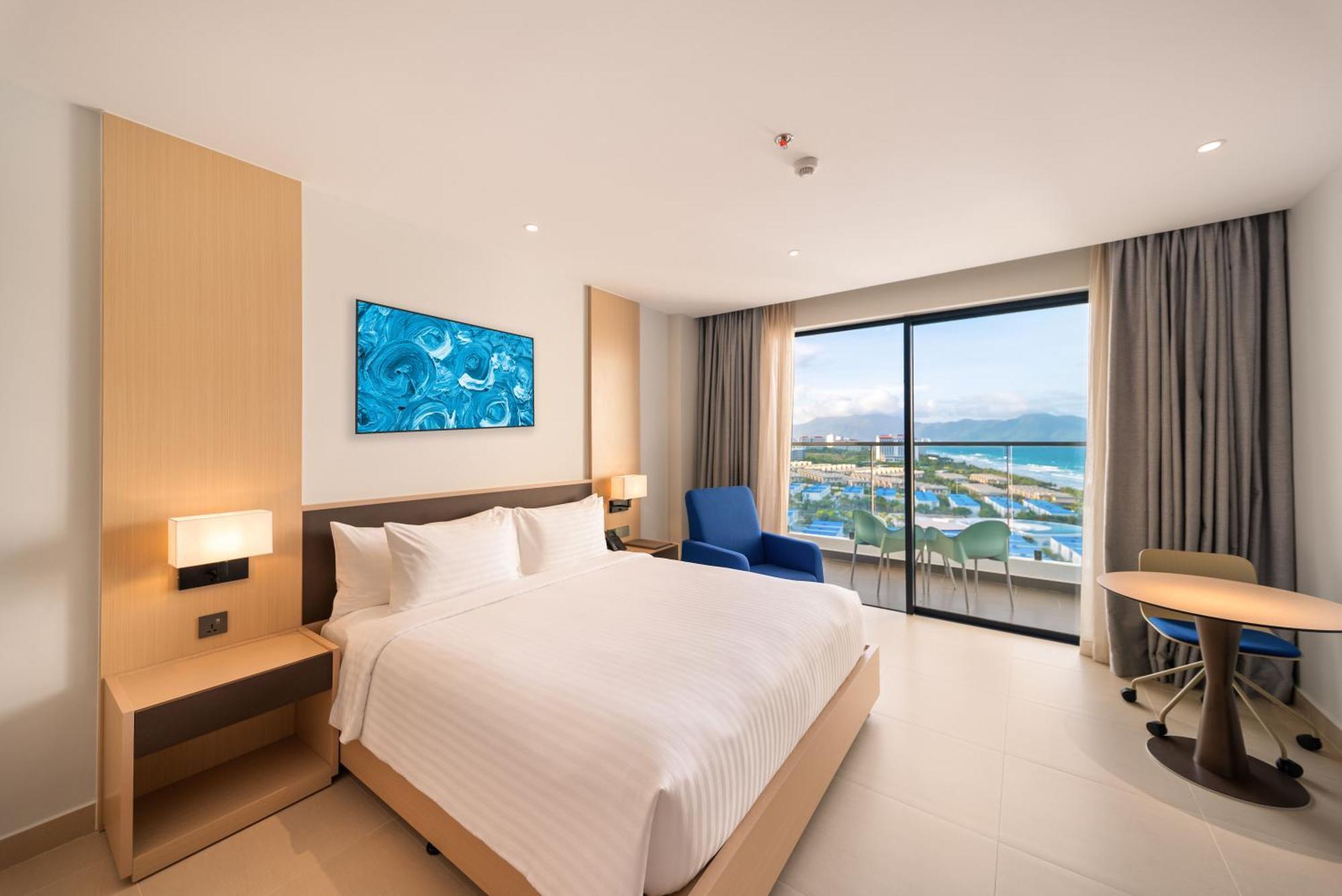 The Empyrean Cam Ranh Beach Resort 外观 照片