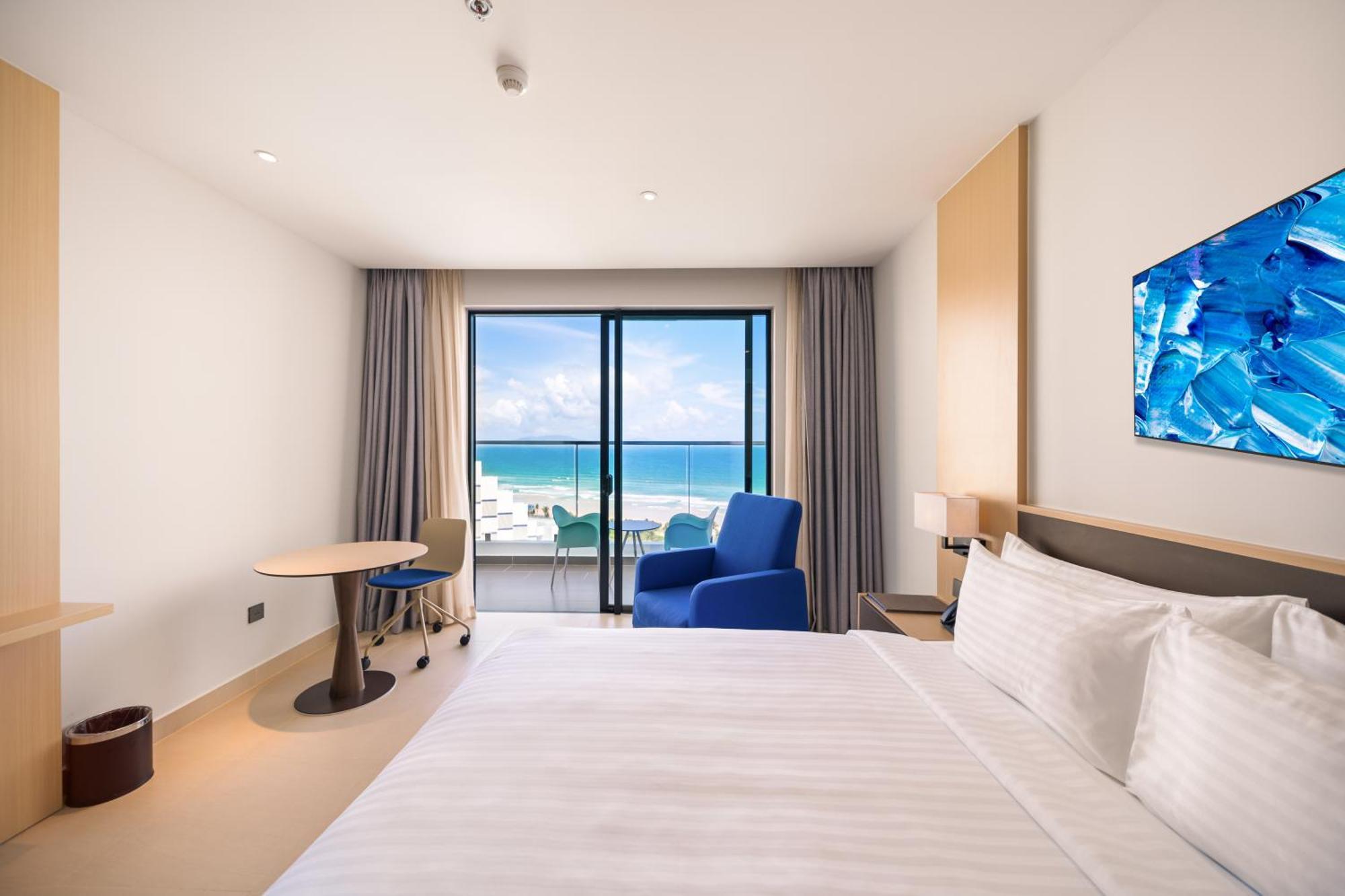 The Empyrean Cam Ranh Beach Resort 外观 照片