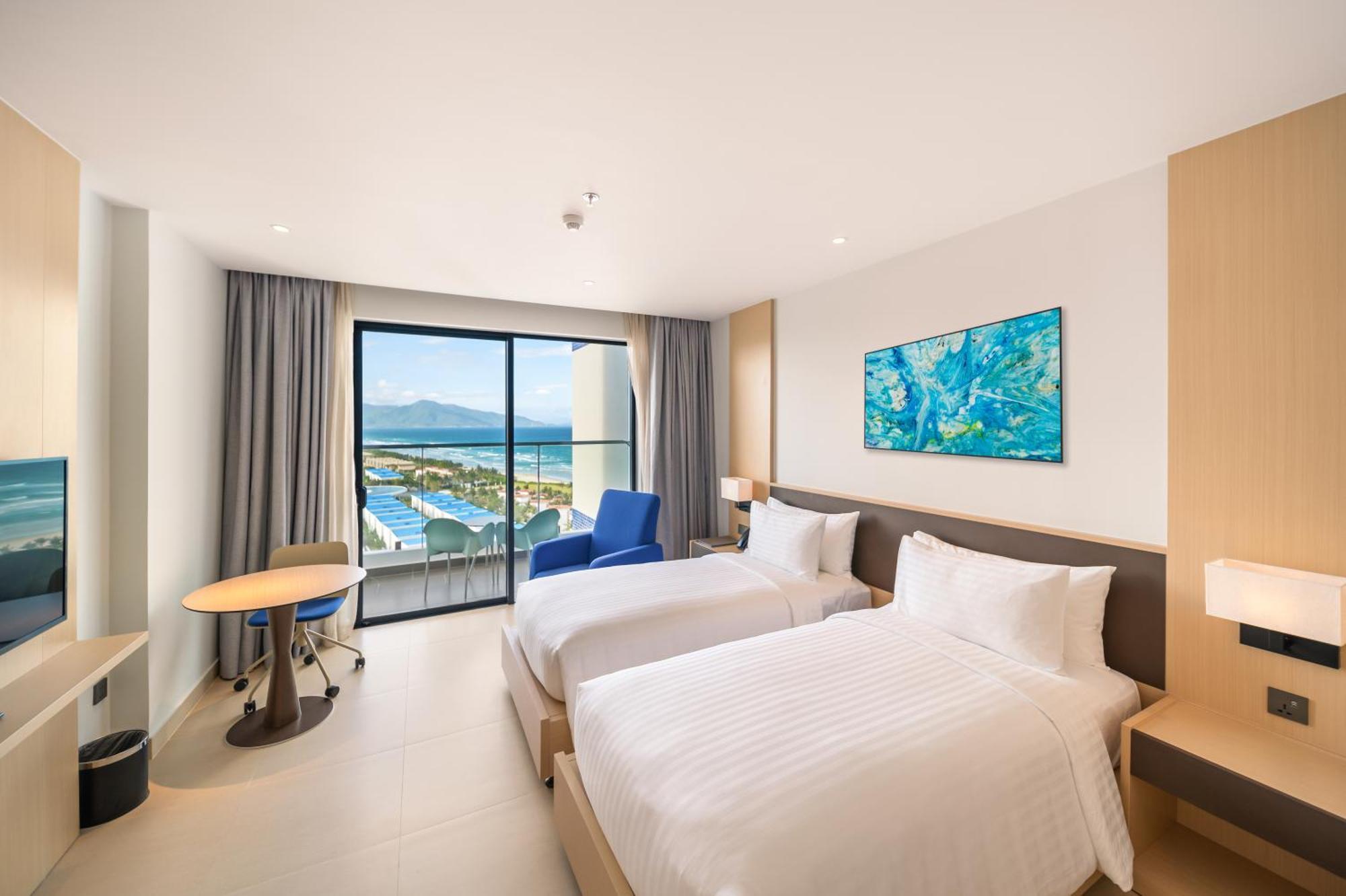 The Empyrean Cam Ranh Beach Resort 外观 照片